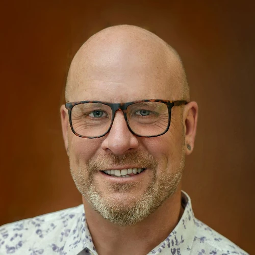 Chiropractor San Francisco CA Cameron Quillian